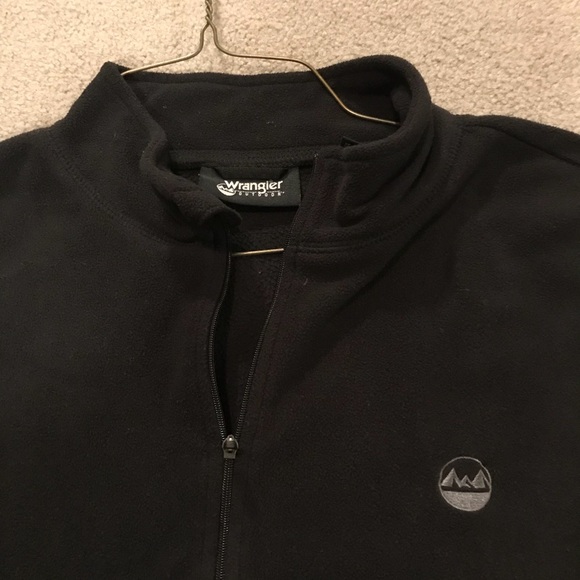 Wrangler Outdoors quarter Zip up fleece jacket - Picture 2 of 3